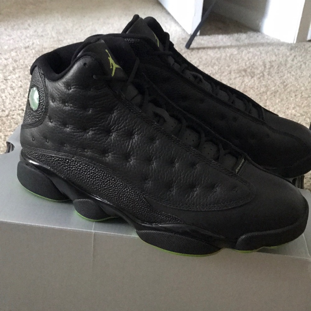Jordan 13 Retro Altitude Deadstock